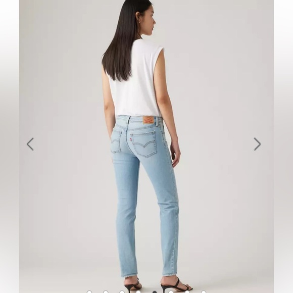 LEVI’S 524 TOO SUPERLOW LIGHT WASH SKINNY JEANS W/COLORED POCKET TOP STITCHING - Picture 1 of 16